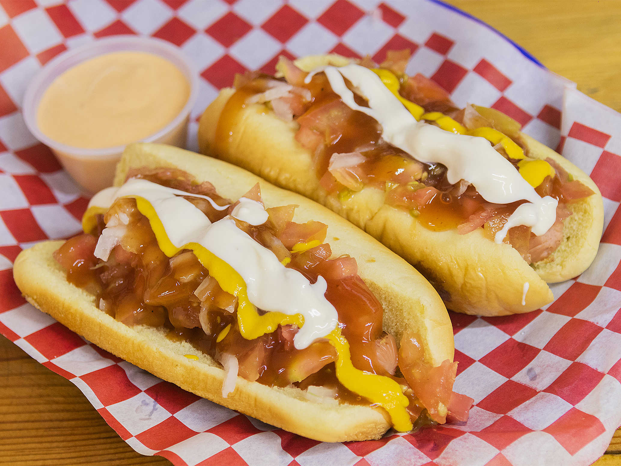 4 HOT DOG
