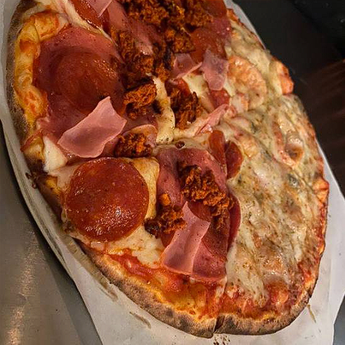 Pizza Carnes Frias