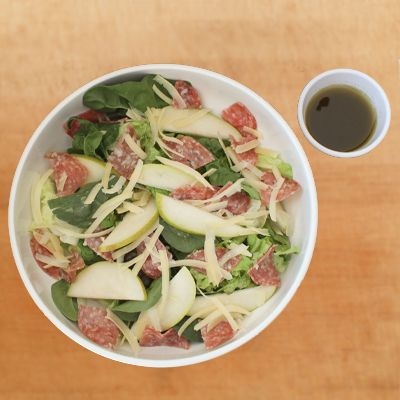 Pera Con Salami Ensalada Mediana