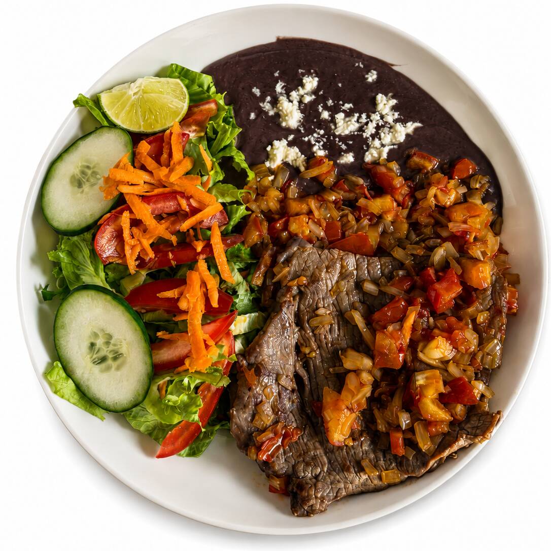 Tasajo a la Mexicana con Ensalada y Frijol