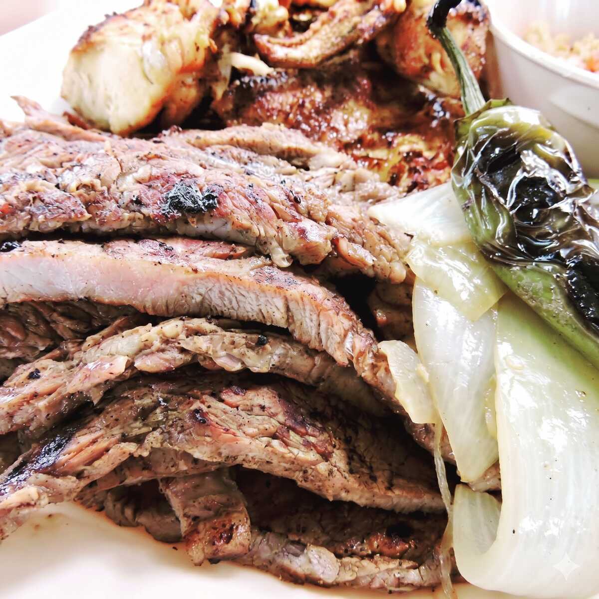 Combos Individuales 1/4 de Carne Asada al Carbón