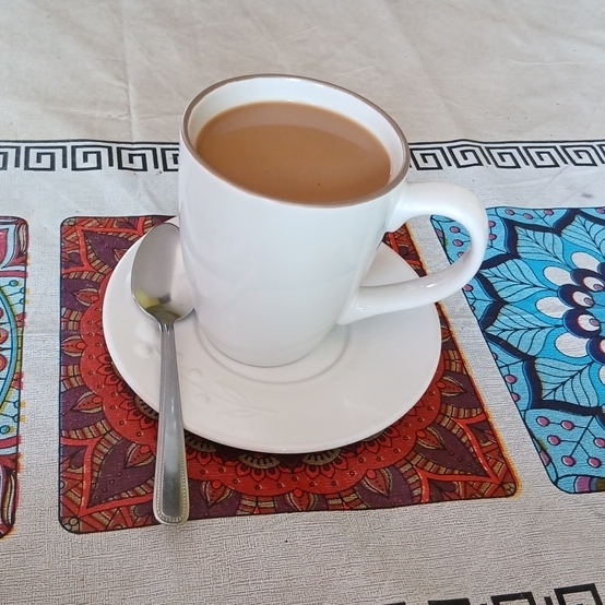 CAFE CON LECHE