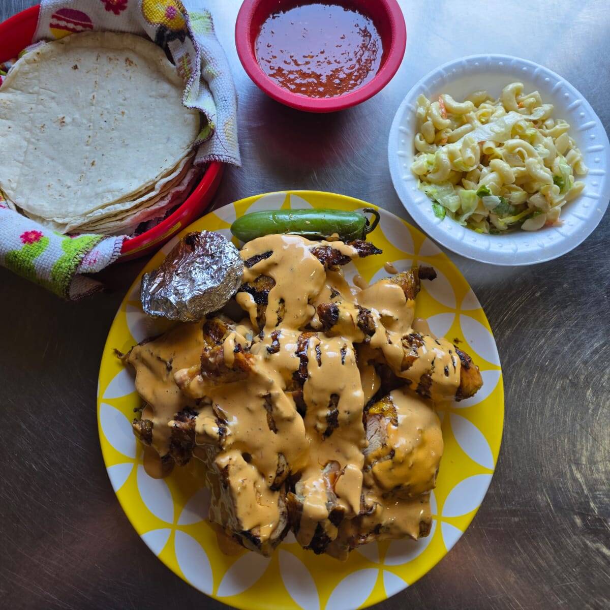 POLLO EN CREMA CHIPOTLE