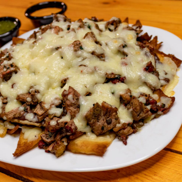 NACHOS CON CARNE ARABE