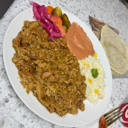 Chicharrón en Salsa Verde