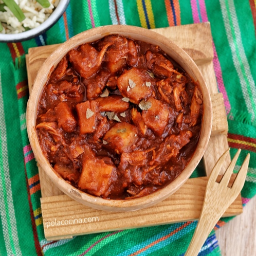 Chamorro de puerco en chipotle