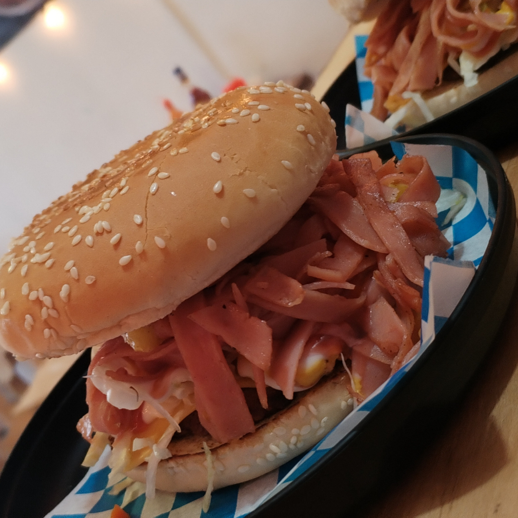 Hamburguesa Hawaiana