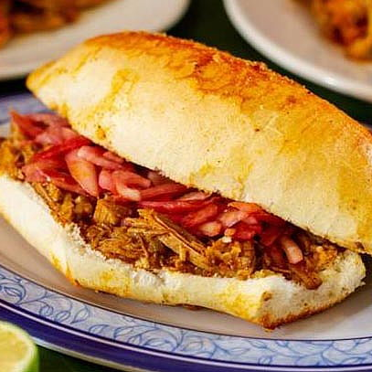 Torta de Cochinita Pibil