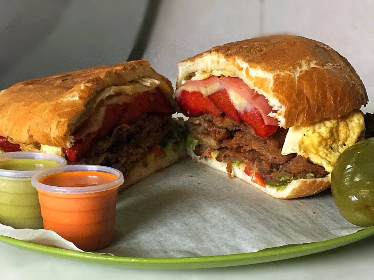 Torta Chilango