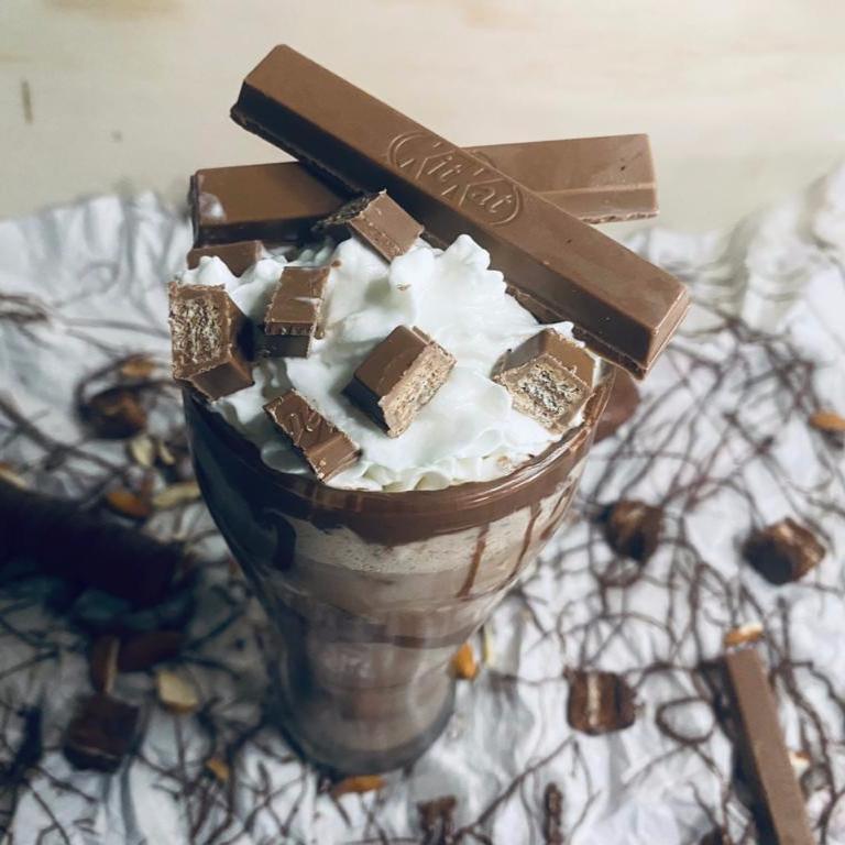 Frappé Premium Kit Kat