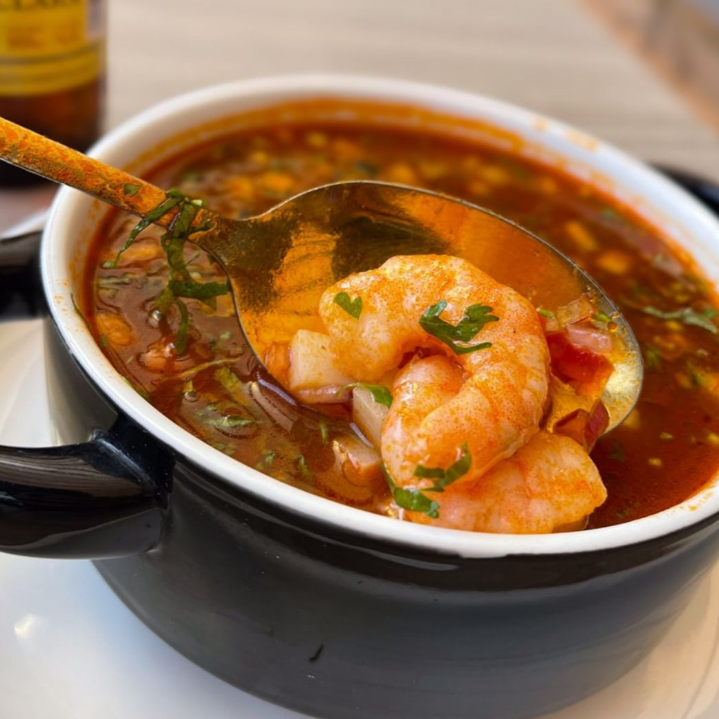 Caldo Gallo de Oro