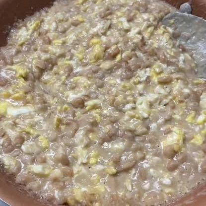 Huevo Revuelto Con Frijoles