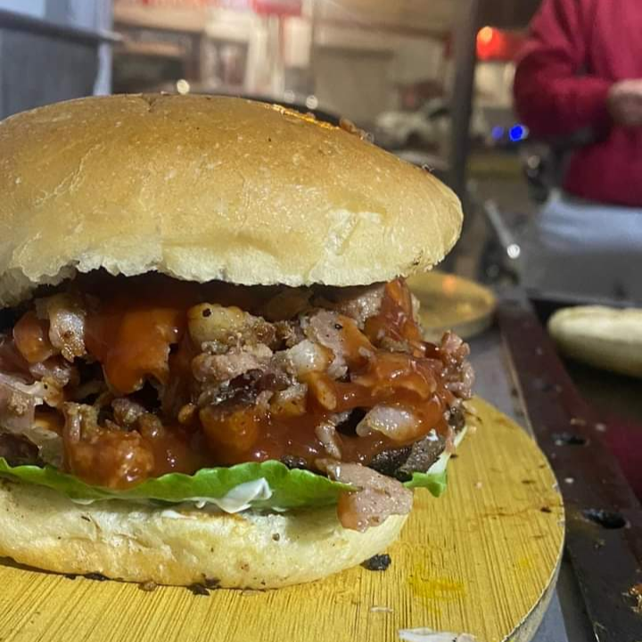 Burger con Tocino