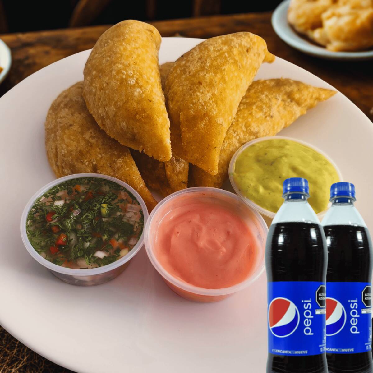 COMO DE EMPANADA Y PEPSI 400ML