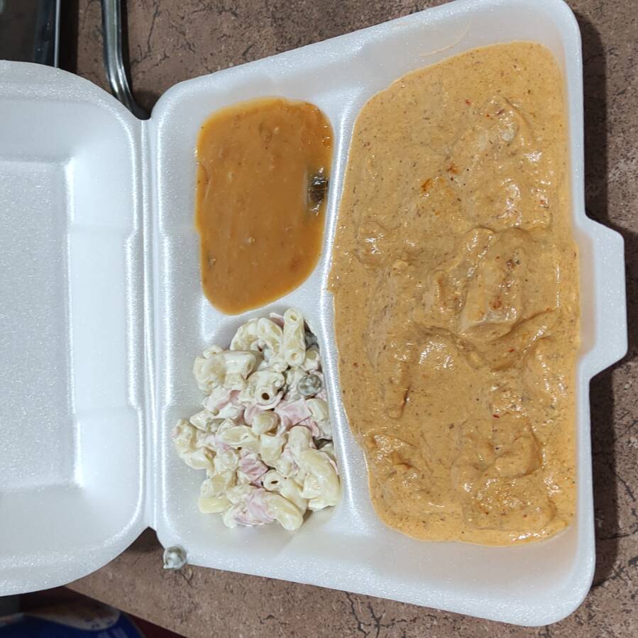 Pollo en Crema Chipotle mas Complementos