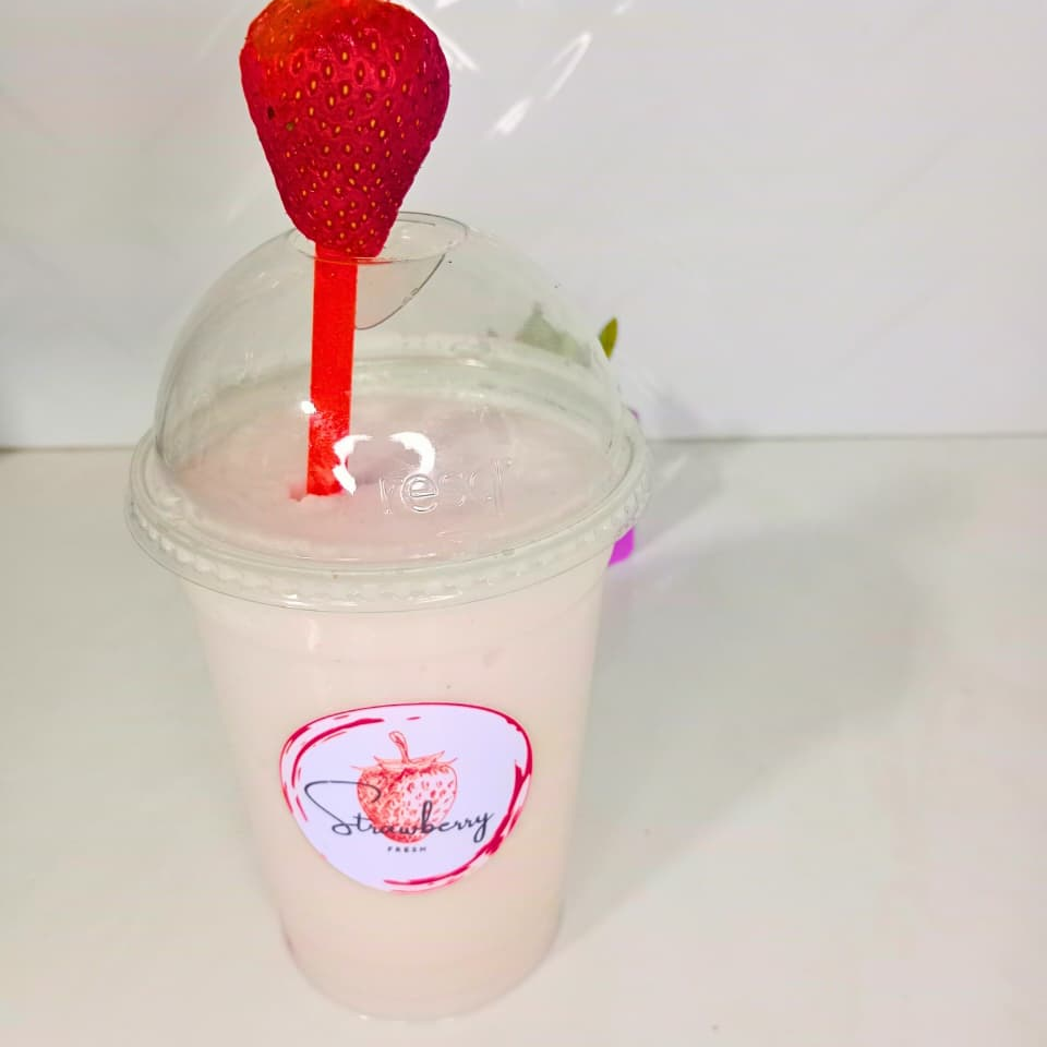 FRESH FRAPPE STAWBERRY