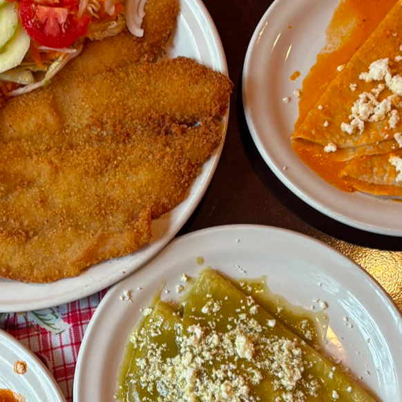 Enchiladas con Filete de Pescado Empanizado