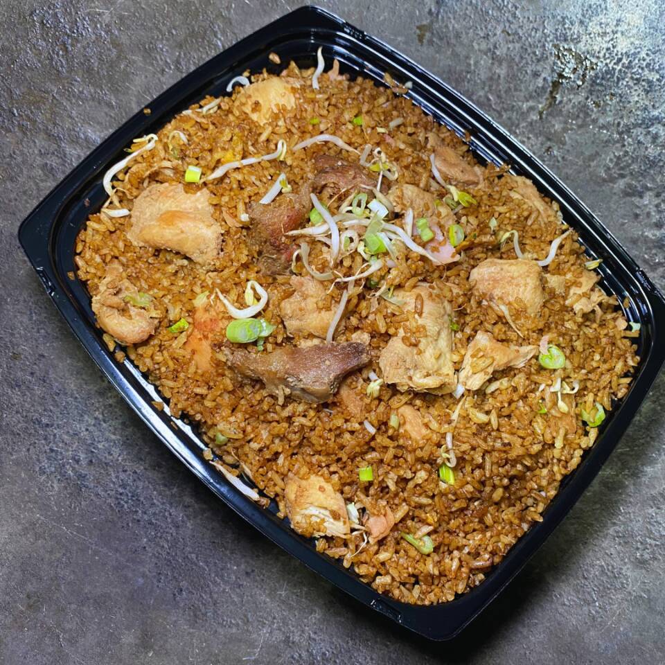 Menú Arroz + Chopsuey + Chuleta de Pollo