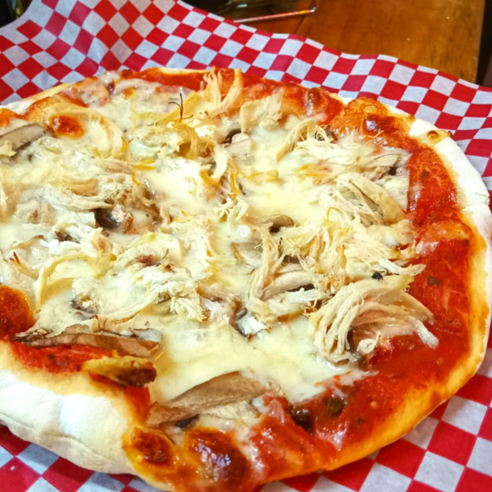 Pizza Clásica Personal Pollo