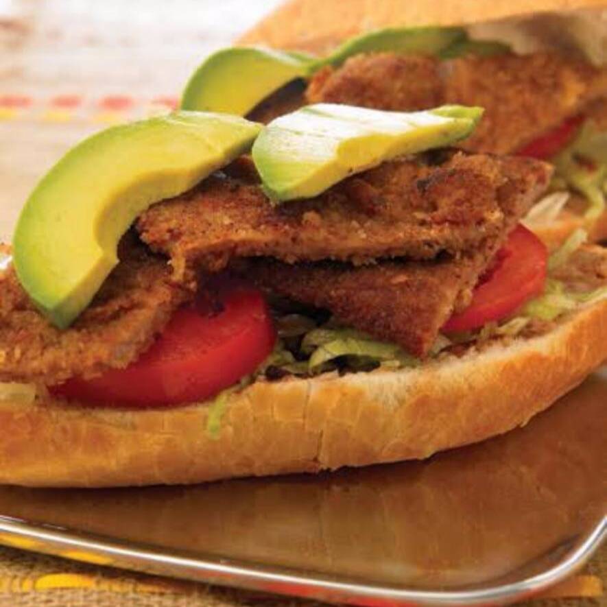 Lonche de Milanesa de Pollo