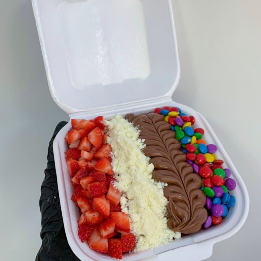 Marmita de 500ml + 5 Acompanhamentos GRÁTIS!