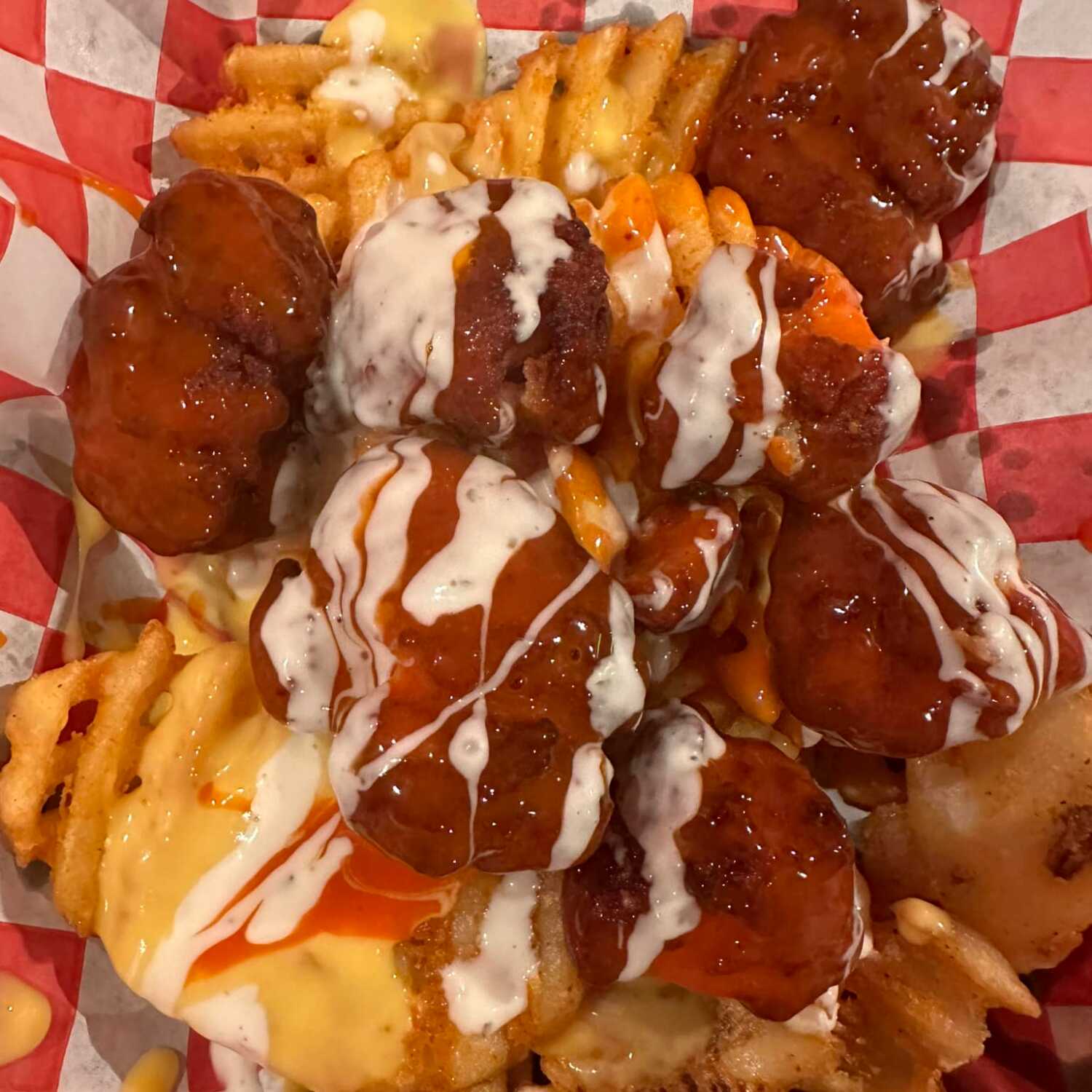 PAPAS CON BONELESS