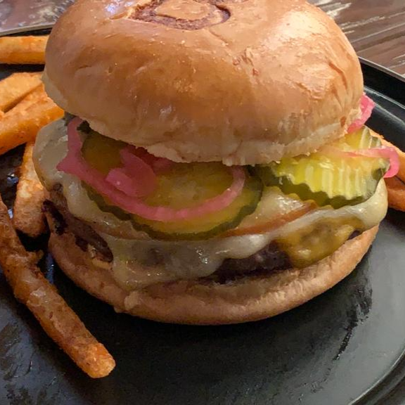 Hamburguesa Triple Cheese
