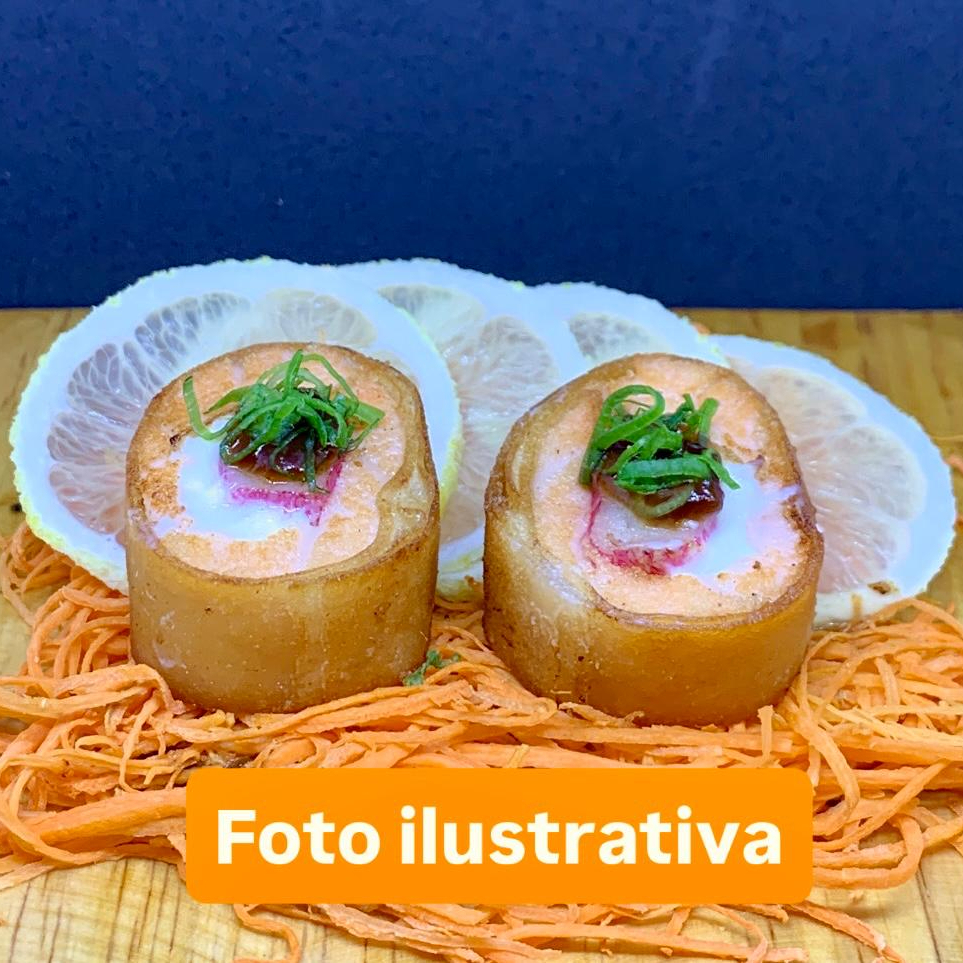 Outro Corcante é o nosso Hot Roll Tradicional ( salmão, kani e cream cheese).