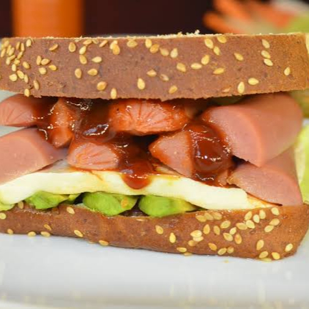 Sándwich de Salchicha