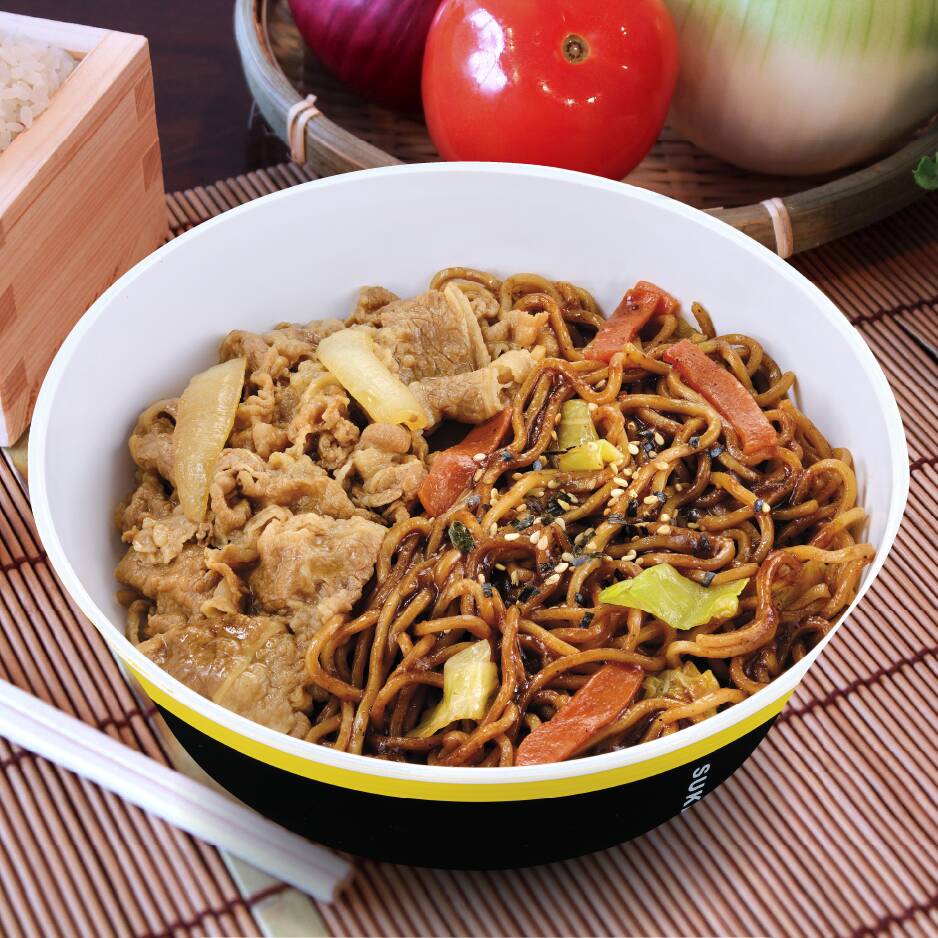Yakisoba con Carne de Res