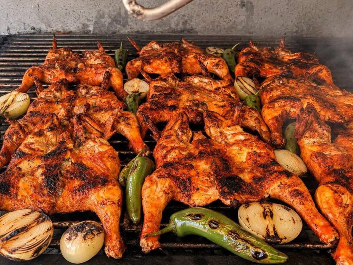 Pollos Asados Los Tres Gallos LA ALDEA