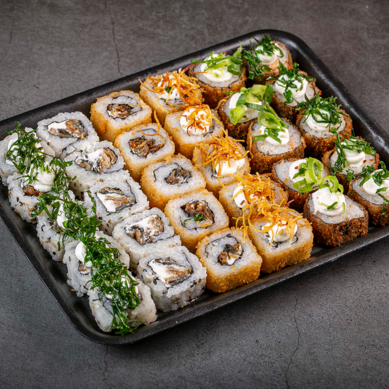 10 Hotl holl 10 Uramaki 10 Hot Skin