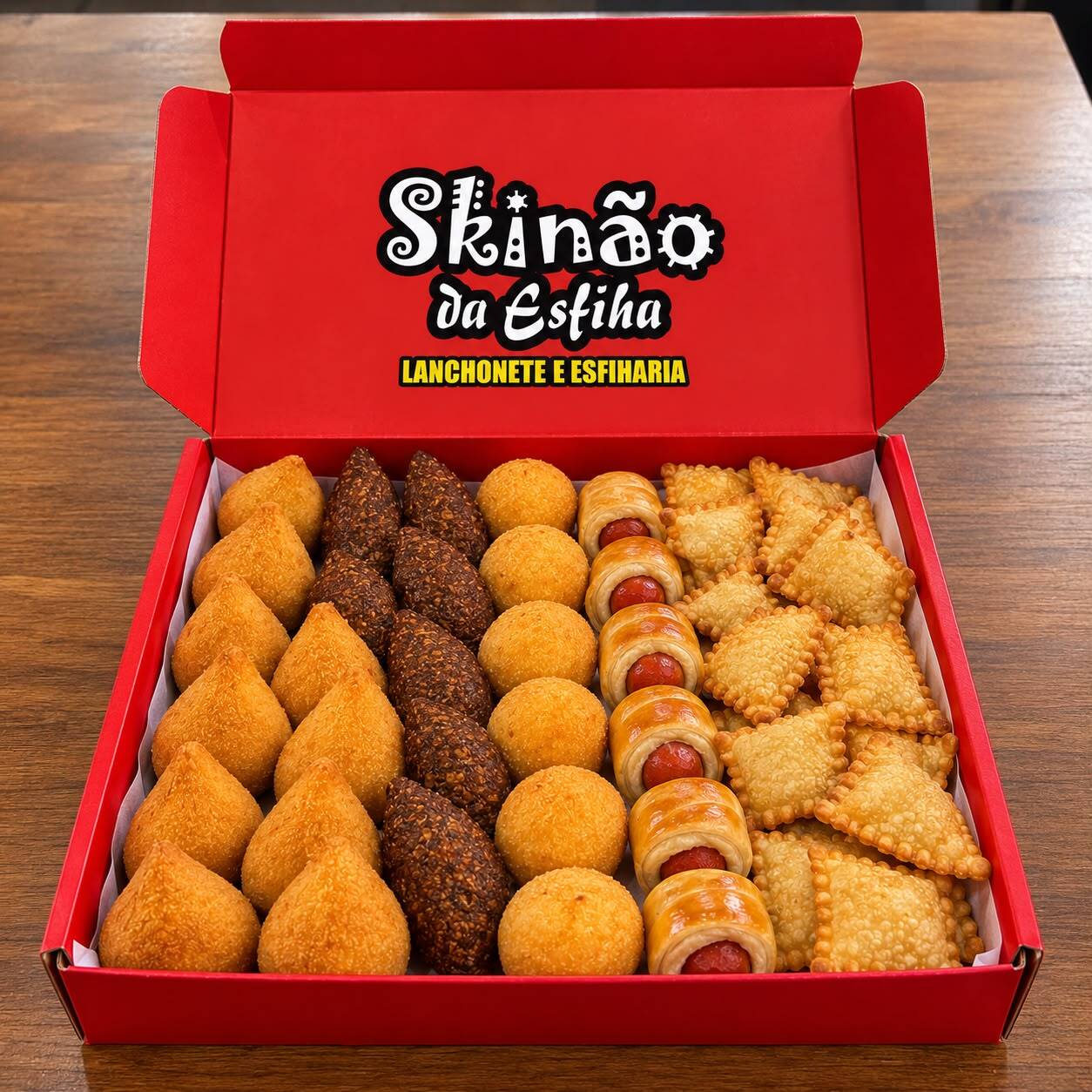 Coxinha, bolinha de queijo, salsicha, risoles