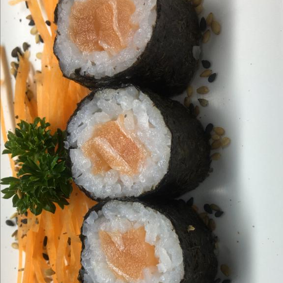 Nori, arroz japonês, salmão