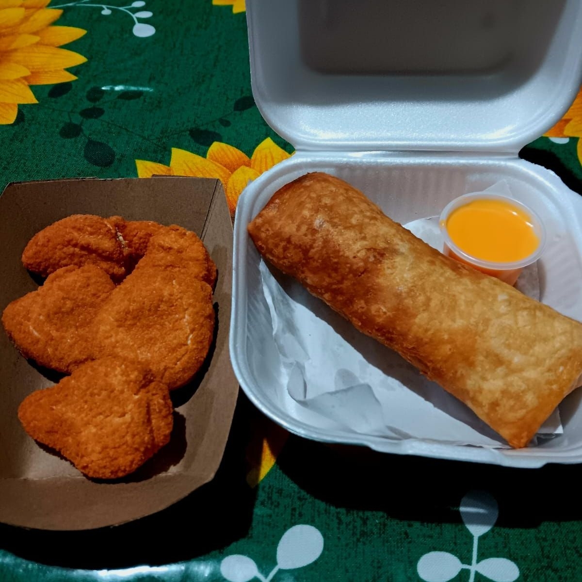 Burripizza +5 Nuggets + Bebida
