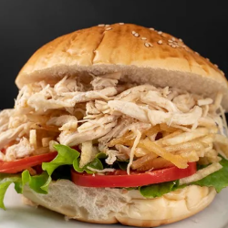 Sándwich de Pollo Deshilachado