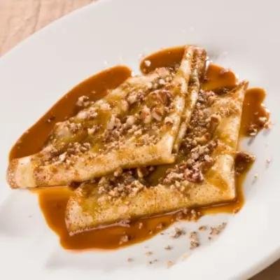 Crepa de Cajeta con Nuez