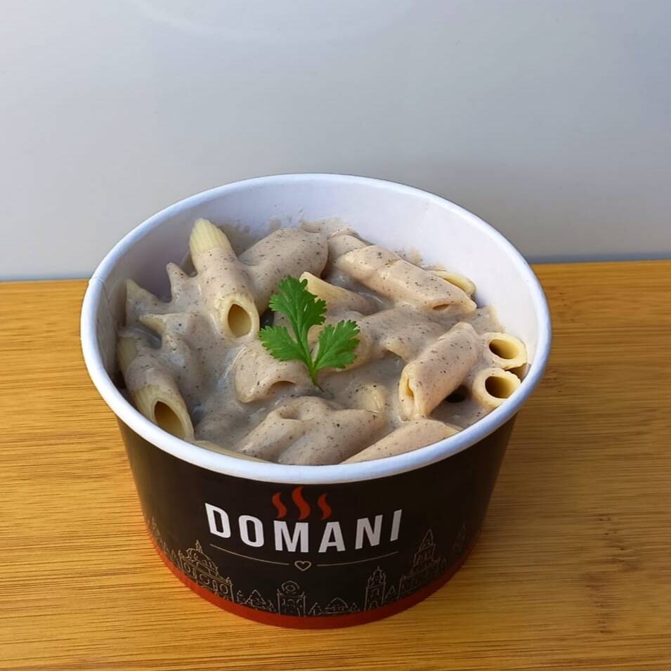 Macarrão de sua escolha ao molho branco.
️Nosso molho branco contém noz-moscada e pimenta-do-reino. (Não é possível tirar)
Porção pequena com aproximadamente 400g.