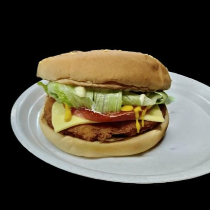 Hamburguesa Especial mas agua de sabor