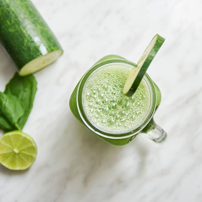 Limonada pepino limon