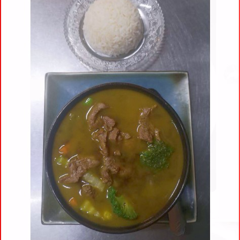 Sopa de Carne de Res con Vegetales