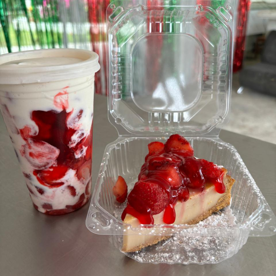 chessecakes y fresas con crema chico