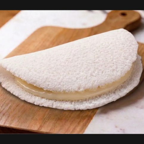 Massa de Tapioca recheada com leite condensado