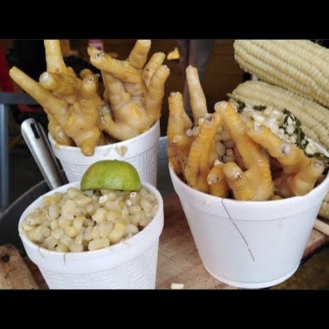 DELICIOSA ORDEN DE PATITAS DE POLLO