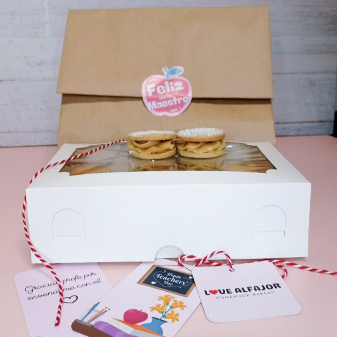 Box Alfajores Clásicos Dia Del Maestro