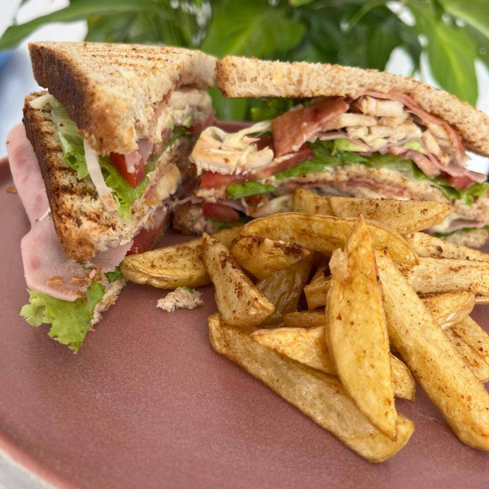 Club Sándwich Mr. Tocinon