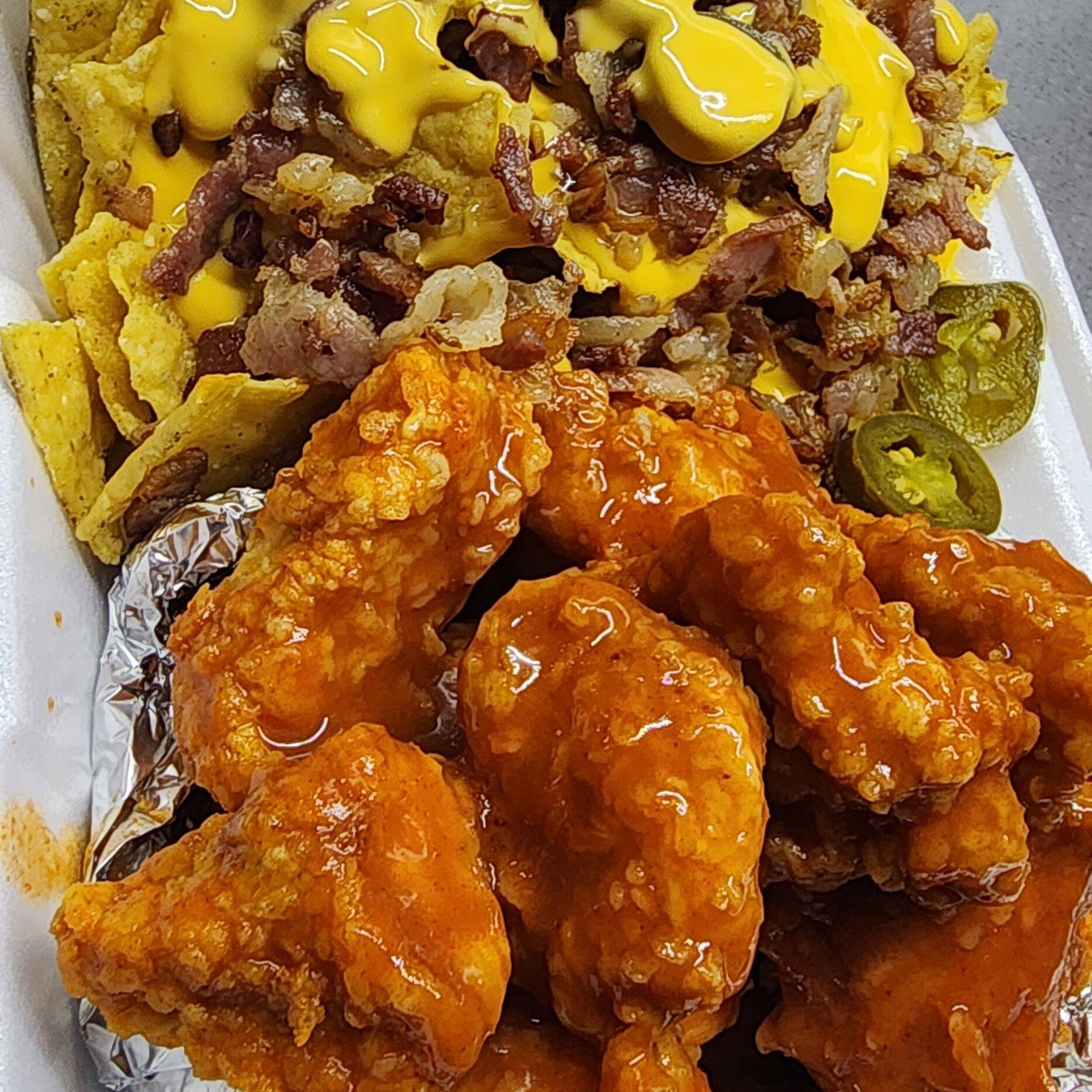 Nachos con boneles