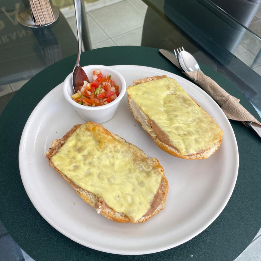 MOLLETES SENCILLOS