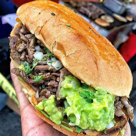 Torta Gigante de Asada