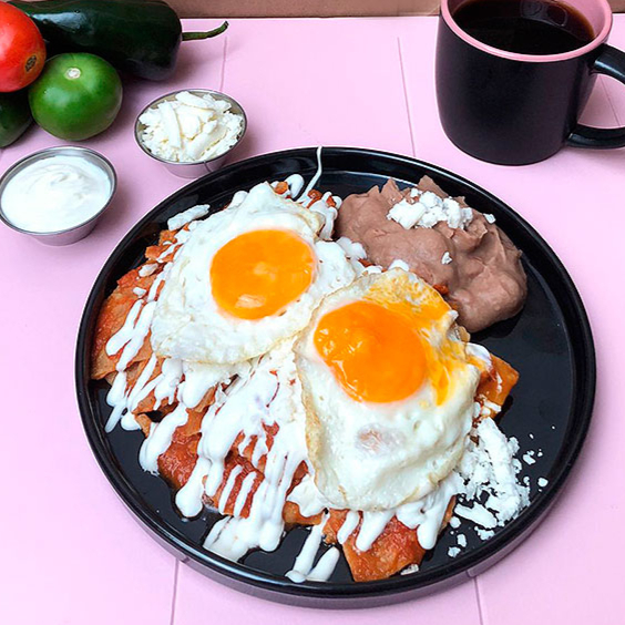 Chilaquiles con Huevo